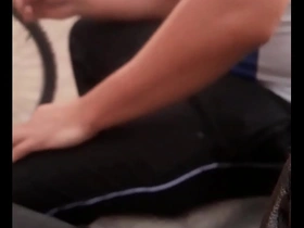 Ciclistas chupando polla en el parque cheerful porn hot ass