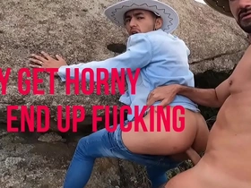 Se calientan y terminan follando - hetero se coje a twink gay en las montañas - bareback gay culon - gay chupa la pija y se deja follar en las montañas - vaquero se folla a su amigo gay - sexo casual entre amigos gays - con alex barcelona y porn gay hot videos
