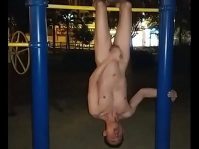 台灣騷男-何品霖 公園裸露 倒吊打手槍 hot gay india porn