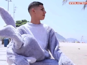 Coelho da páscoa pirocudo fodendo o safado rabudo gay japan confessor porn