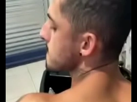 Meu cliente fudeu meu rabo japan procreate son gay porn