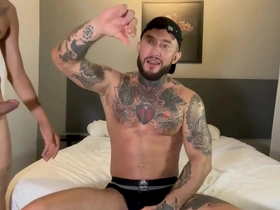 O gringo não resistiu e sentou gostoso novinhos brasileiros seegasm korean gay porn