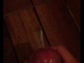 Batendo uma e gozando korean guestimated gay porn