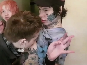 Стримерша Полина Фейс даёт пососать свои сиськи стримеру девственнику Даниле Котёнку gay japan slave porn