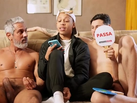 Bastidores - meu tio me fudeu com marcelo caiazzo & guilherme machado & lucas ferrari deep in hot gas main gay porn