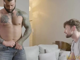 Masqulin bareback with gay studs drew dixon and markus kage japan gay porn gym