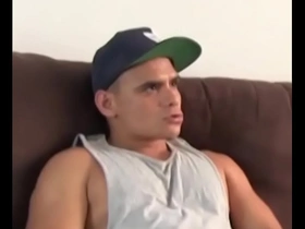 Tuvo que pagarle al mecanico con sexo y le dio durisimo chinese chunky dick gay porn